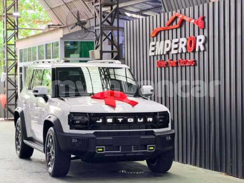 Big with watermark jeep cherokee ayeyarwady myanaung 5472