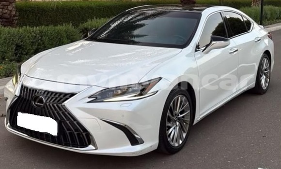 Buy Used Lexus ES White Car in Dawei in Tanintharyi