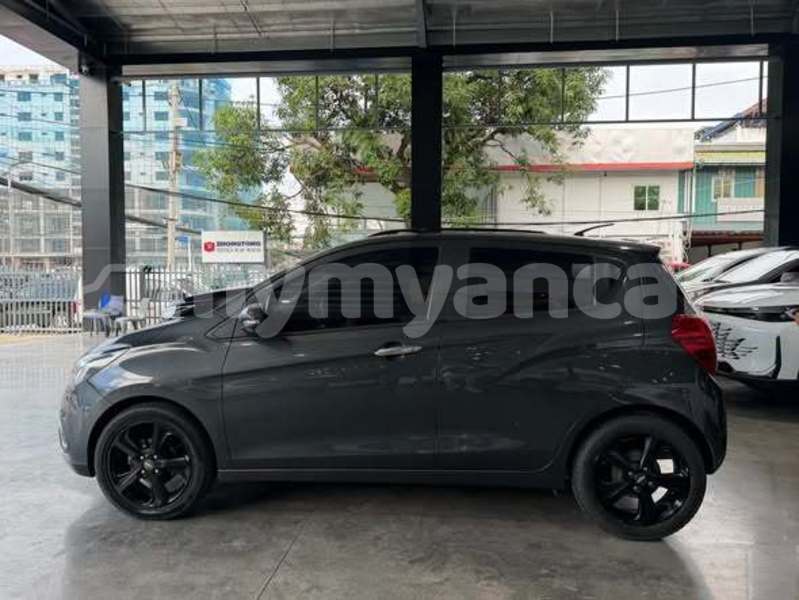 Big with watermark toyota 4runner rakhine arakan 5485