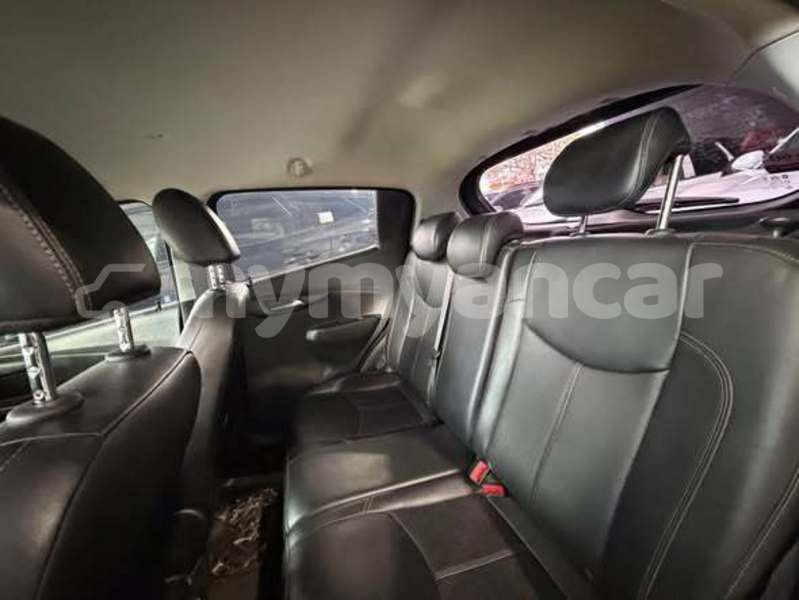 Big with watermark toyota 4runner rakhine arakan 5485