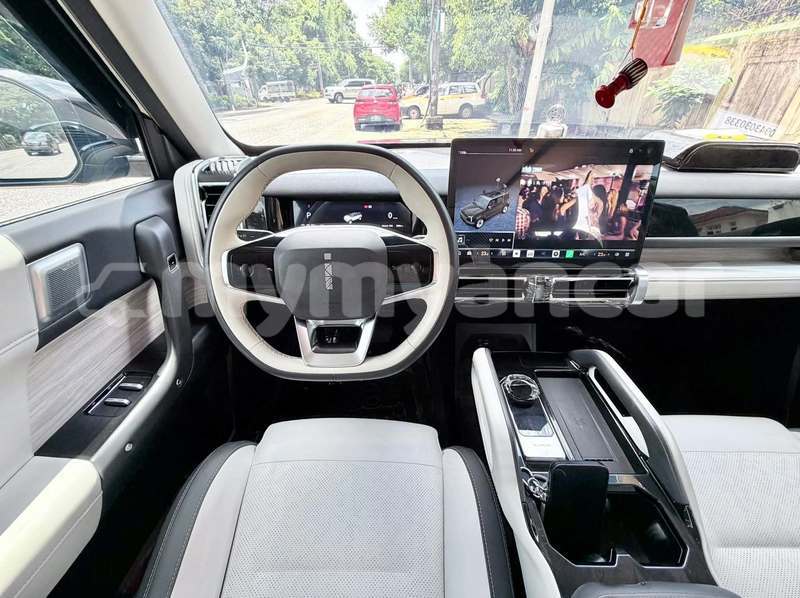 Big with watermark land rover freelander kachin banmo 5504