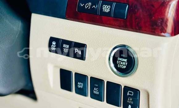 Buy Used Toyota Alphard White Car in Chauk in Magway Buy Used Toyota Alphard White Car in Chauk in Magway