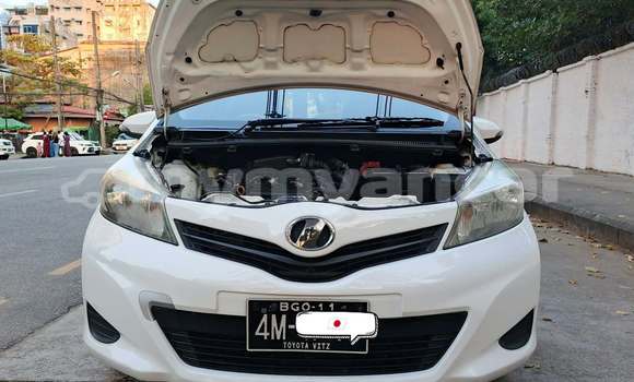 Buy Used Toyota Vitz White Car in Bogale in Ayeyarwady