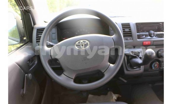 Buy Import Toyota Hiace White Car in Import - Dubai in Ayeyarwady Buy Import Toyota Hiace White Car in Import - Dubai in Ayeyarwady