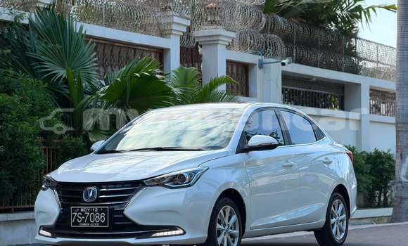 Buy Used Changan Alsvin V7 White Car in Henzada in Ayeyarwady Buy Used Changan Alsvin V7 White Car in Henzada in Ayeyarwady