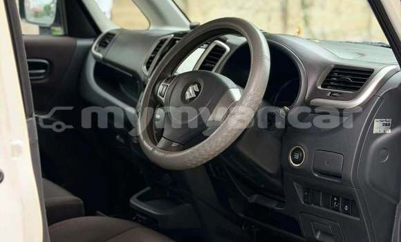 Buy Used Suzuki Solio White Car in Banmo in Kachin Buy Used Suzuki Solio White Car in Banmo in Kachin