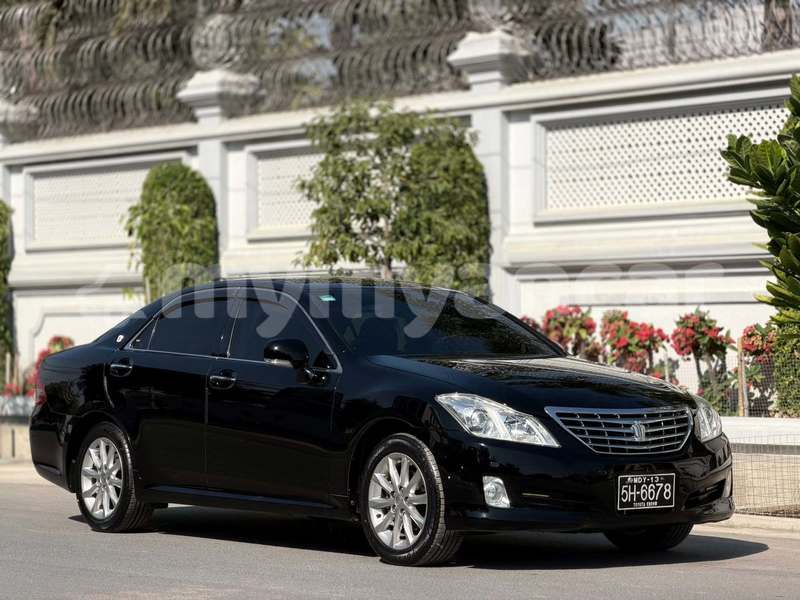 Big with watermark toyota crown rakhine arakan 5544