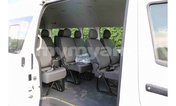 Buy Import Toyota Hiace White Car in Import - Dubai in Ayeyarwady Buy Import Toyota Hiace White Car in Import - Dubai in Ayeyarwady