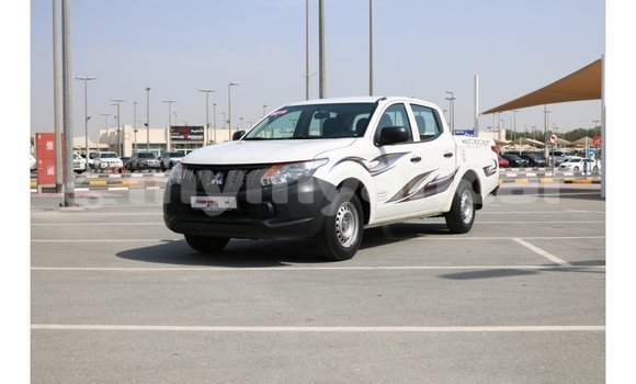 Acheter Import Voiture Mitsubishi L200 Blanc à Import - Dubai, #<Region:0x000000000c5121b8>