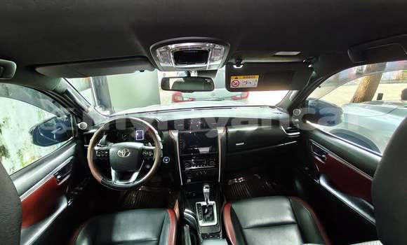 Buy Used Toyota Fortuner White Car in Arakan in Rakhine Buy Used Toyota Fortuner White Car in Arakan in Rakhine