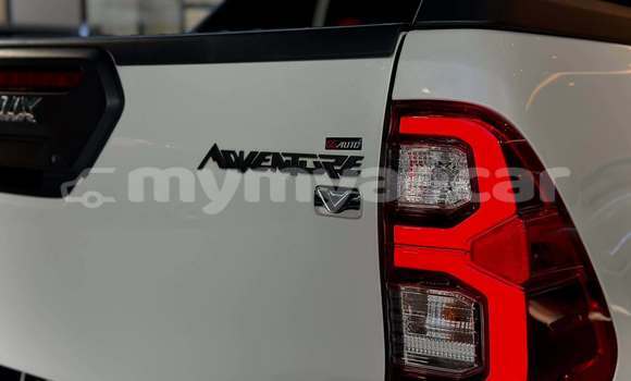 Buy Used Toyota Hilux White Car in Arakan in Rakhine Buy Used Toyota Hilux White Car in Arakan in Rakhine