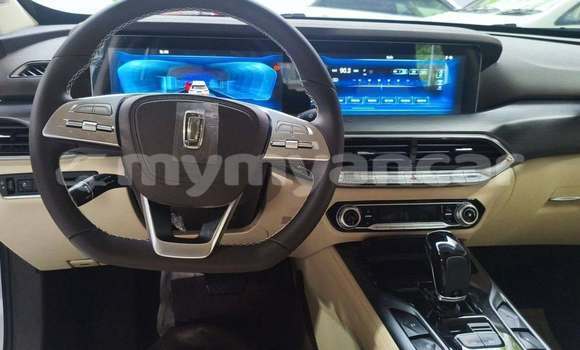 Buy Used Faw Besturn X80 White Car in Arakan in Rakhine Buy Used Faw Besturn X80 White Car in Arakan in Rakhine