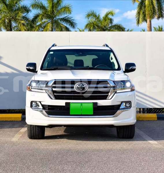 Big with watermark toyota land cruiser kachin banmo 5561