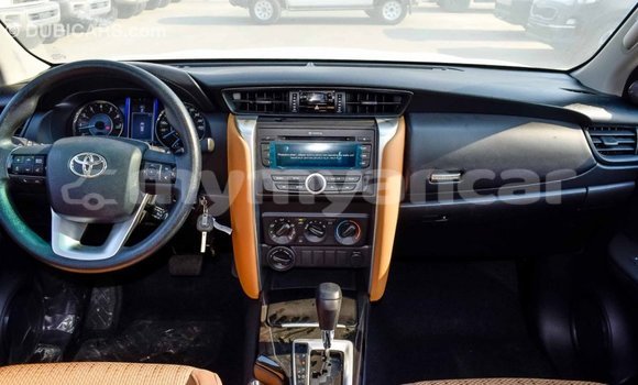 သွင်းကုန် Toyota Fortuner Other ကား Import - Dubai Ayeyarwady သွင်းကုန် Toyota Fortuner Other ကား Import - Dubai Ayeyarwady