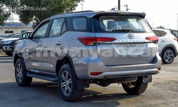 သွင်းကုန် Toyota Fortuner Other ကား Import - Dubai Ayeyarwady သွင်းကုန် Toyota Fortuner Other ကား Import - Dubai Ayeyarwady