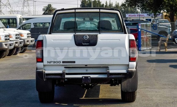 Buy Import Nissan NP 300 White Car in Import - Dubai in Ayeyarwady Buy Import Nissan NP 300 White Car in Import - Dubai in Ayeyarwady