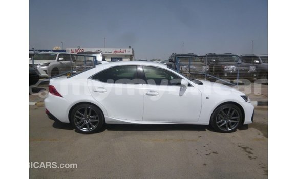 သွင်းကုန် Lexus IS White ကား Import - Dubai Ayeyarwady သွင်းကုန် Lexus IS White ကား Import - Dubai Ayeyarwady