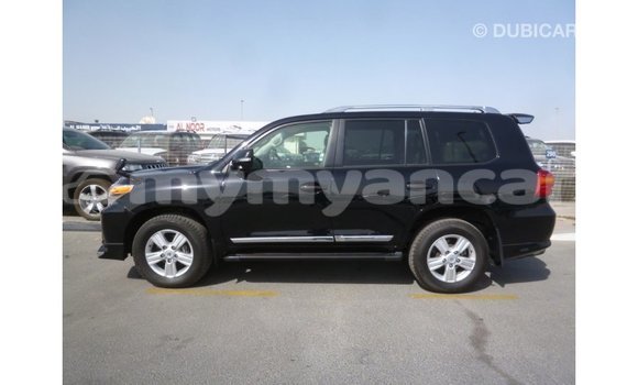 သွင်းကုန် Toyota Land Cruiser Black ကား Import - Dubai Ayeyarwady သွင်းကုန် Toyota Land Cruiser Black ကား Import - Dubai Ayeyarwady