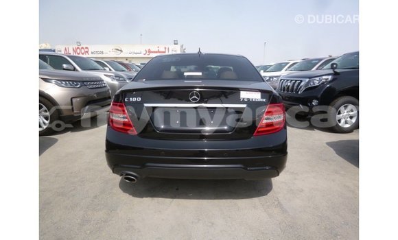 သွင်းကုန် Mercedes-Benz 190 (W201) Black ကား Import - Dubai Ayeyarwady သွင်းကုန် Mercedes-Benz 190 (W201) Black ကား Import - Dubai Ayeyarwady