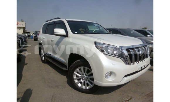 သွင်းကုန် Toyota Prado White ကား Import - Dubai Ayeyarwady သွင်းကုန် Toyota Prado White ကား Import - Dubai Ayeyarwady