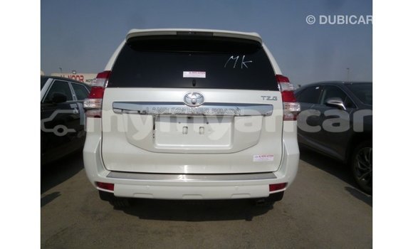 သွင်းကုန် Toyota Prado White ကား Import - Dubai Ayeyarwady သွင်းကုန် Toyota Prado White ကား Import - Dubai Ayeyarwady