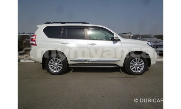 သွင်းကုန် Toyota Prado White ကား Import - Dubai Ayeyarwady သွင်းကုန် Toyota Prado White ကား Import - Dubai Ayeyarwady
