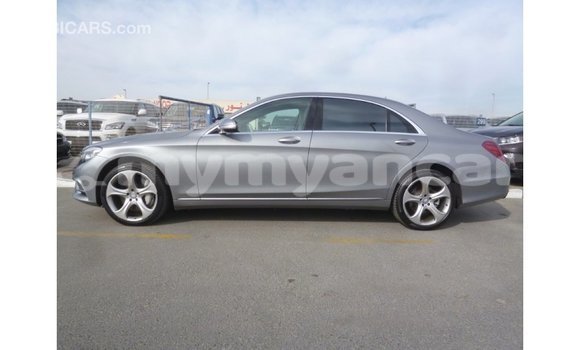 Buy Import Mercedes-Benz 190 (W201) Other Car in Import - Dubai in Ayeyarwady Buy Import Mercedes-Benz 190 (W201) Other Car in Import - Dubai in Ayeyarwady