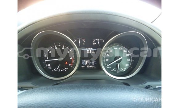သွင်းကုန် Toyota Land Cruiser White ကား Import - Dubai Ayeyarwady သွင်းကုန် Toyota Land Cruiser White ကား Import - Dubai Ayeyarwady