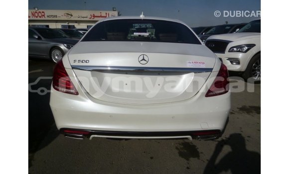 သွင်းကုန် Mercedes-Benz 190 (W201) White ကား Import - Dubai Ayeyarwady သွင်းကုန် Mercedes-Benz 190 (W201) White ကား Import - Dubai Ayeyarwady
