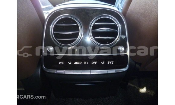 သွင်းကုန် Mercedes-Benz 190 (W201) White ကား Import - Dubai Ayeyarwady သွင်းကုန် Mercedes-Benz 190 (W201) White ကား Import - Dubai Ayeyarwady