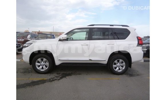 သွင်းကုန် Toyota Prado White ကား Import - Dubai Ayeyarwady သွင်းကုန် Toyota Prado White ကား Import - Dubai Ayeyarwady