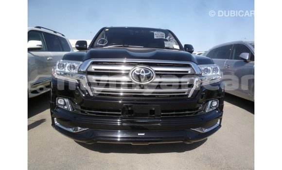 သွင်းကုန် Toyota Land Cruiser Black ကား Import - Dubai Ayeyarwady သွင်းကုန် Toyota Land Cruiser Black ကား Import - Dubai Ayeyarwady