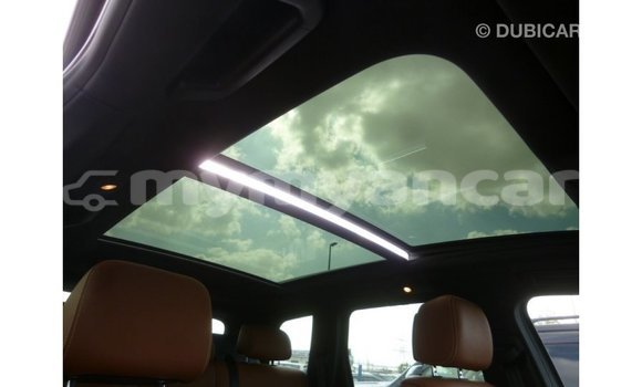 သွင်းကုန် Volkswagen Touareg Brown ကား Import - Dubai Ayeyarwady သွင်းကုန် Volkswagen Touareg Brown ကား Import - Dubai Ayeyarwady