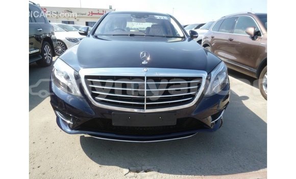 သွင်းကုန် Mercedes-Benz 190 (W201) Blue ကား Import - Dubai Ayeyarwady သွင်းကုန် Mercedes-Benz 190 (W201) Blue ကား Import - Dubai Ayeyarwady