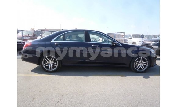 သွင်းကုန် Mercedes-Benz 190 (W201) Blue ကား Import - Dubai Ayeyarwady သွင်းကုန် Mercedes-Benz 190 (W201) Blue ကား Import - Dubai Ayeyarwady