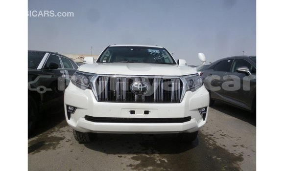 သွင်းကုန် Toyota Prado White ကား Import - Dubai Ayeyarwady သွင်းကုန် Toyota Prado White ကား Import - Dubai Ayeyarwady