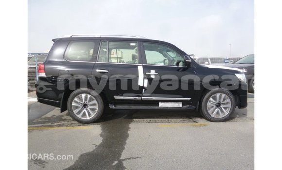 သွင်းကုန် Toyota Land Cruiser Black ကား Import - Dubai Ayeyarwady သွင်းကုန် Toyota Land Cruiser Black ကား Import - Dubai Ayeyarwady