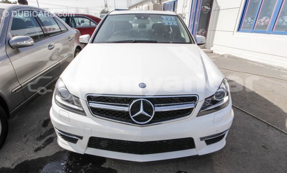 Acheter Import Voiture Mercedes-Benz 200 Blanc à Import - Dubai, #<Region:0x000000000c5121b8> Acheter Import Voiture Mercedes-Benz 200 Blanc à Import - Dubai, #<Region:0x000000000c5121b8>