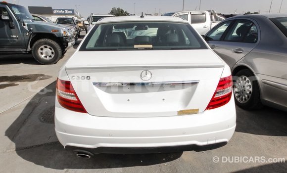 Acheter Import Voiture Mercedes-Benz 200 Blanc à Import - Dubai, #<Region:0x000000000c5121b8> Acheter Import Voiture Mercedes-Benz 200 Blanc à Import - Dubai, #<Region:0x000000000c5121b8>