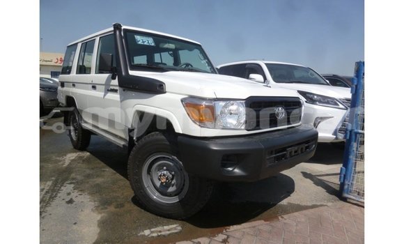 Acheter Import Voiture Toyota Land Cruiser Blanc à Import - Dubai, #<Region:0x000000000c5121b8> Acheter Import Voiture Toyota Land Cruiser Blanc à Import - Dubai, #<Region:0x000000000c5121b8>