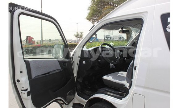 Buy Import Toyota Hiace White Car in Import - Dubai in Ayeyarwady Buy Import Toyota Hiace White Car in Import - Dubai in Ayeyarwady