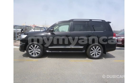 Buy Import Toyota Land Cruiser Black Car in Import - Dubai in Ayeyarwady Buy Import Toyota Land Cruiser Black Car in Import - Dubai in Ayeyarwady
