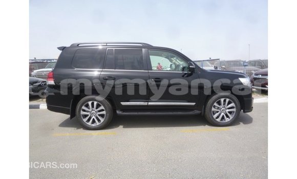 Buy Import Toyota Land Cruiser Black Car in Import - Dubai in Ayeyarwady Buy Import Toyota Land Cruiser Black Car in Import - Dubai in Ayeyarwady