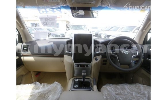 Buy Import Toyota Land Cruiser Black Car in Import - Dubai in Ayeyarwady Buy Import Toyota Land Cruiser Black Car in Import - Dubai in Ayeyarwady