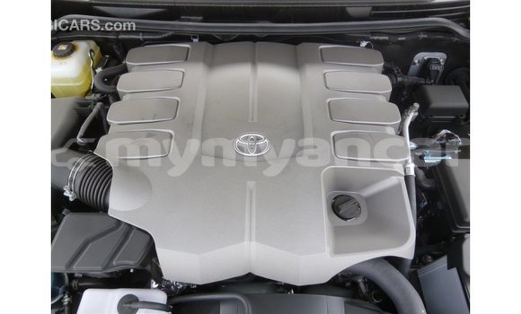 Buy Import Toyota Land Cruiser Black Car in Import - Dubai in Ayeyarwady Buy Import Toyota Land Cruiser Black Car in Import - Dubai in Ayeyarwady