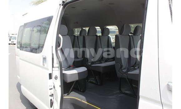 Buy Import Toyota Hiace White Car in Import - Dubai in Ayeyarwady Buy Import Toyota Hiace White Car in Import - Dubai in Ayeyarwady