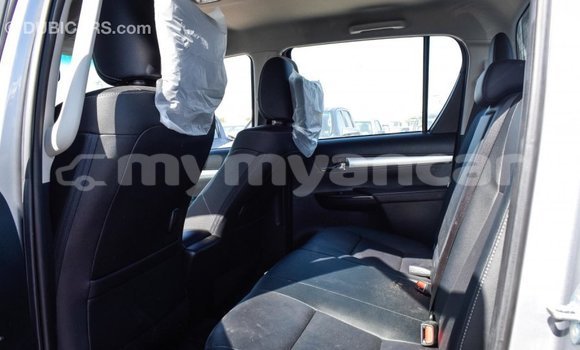 Buy Import Toyota Hilux Other Car in Import - Dubai in Ayeyarwady Buy Import Toyota Hilux Other Car in Import - Dubai in Ayeyarwady