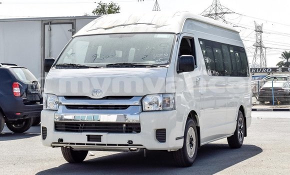 Buy Import Toyota Hiace White Car in Import - Dubai in Ayeyarwady Buy Import Toyota Hiace White Car in Import - Dubai in Ayeyarwady
