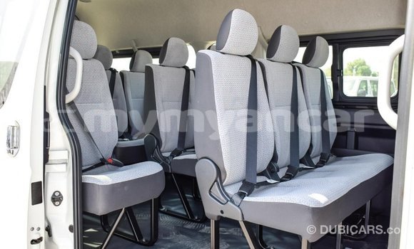 Buy Import Toyota Hiace White Car in Import - Dubai in Ayeyarwady Buy Import Toyota Hiace White Car in Import - Dubai in Ayeyarwady