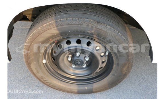 Buy Import Toyota Hilux White Car in Import - Dubai in Ayeyarwady Buy Import Toyota Hilux White Car in Import - Dubai in Ayeyarwady